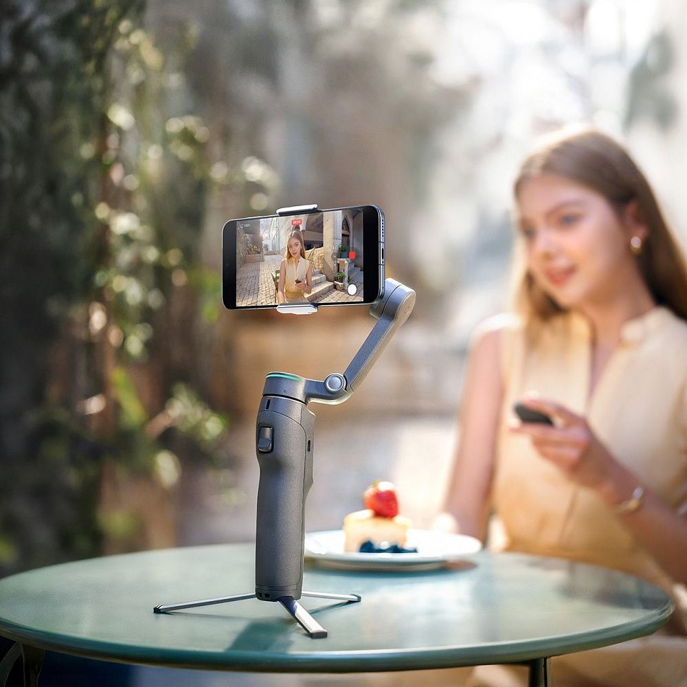 Стабилизатор для смартфона DJI Osmo Mobile 8P Standard Combo
