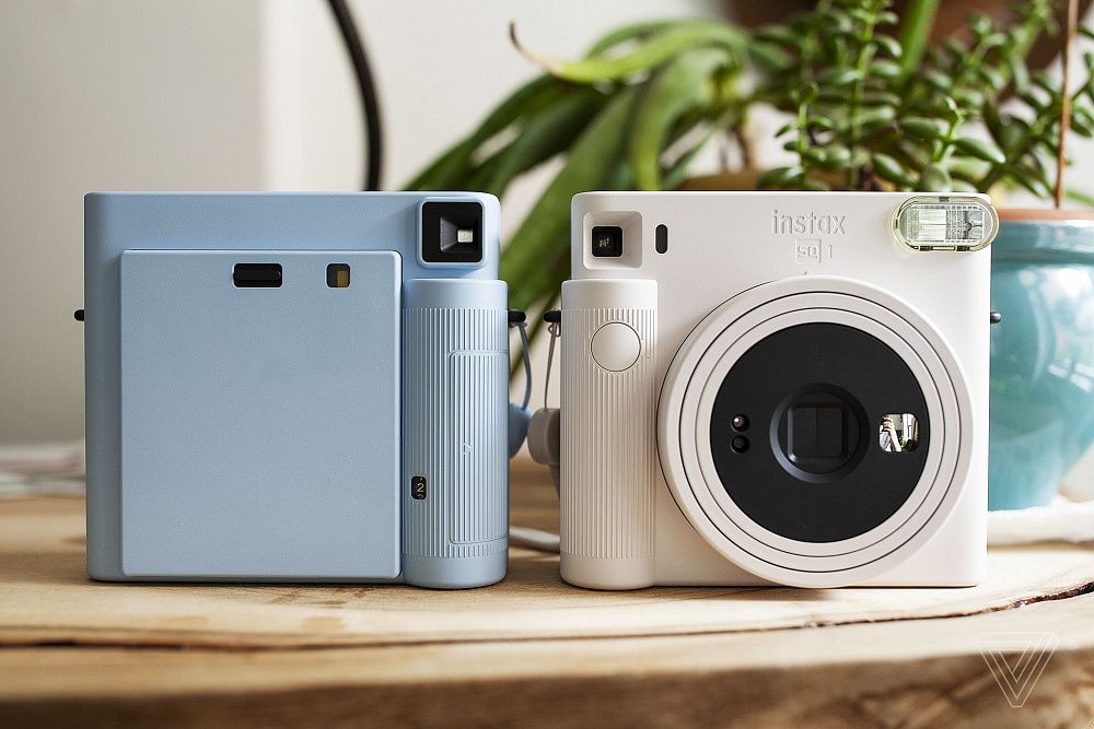 Фотоаппарат моментальной печати Fujifilm Instax Square SQ1 Blue