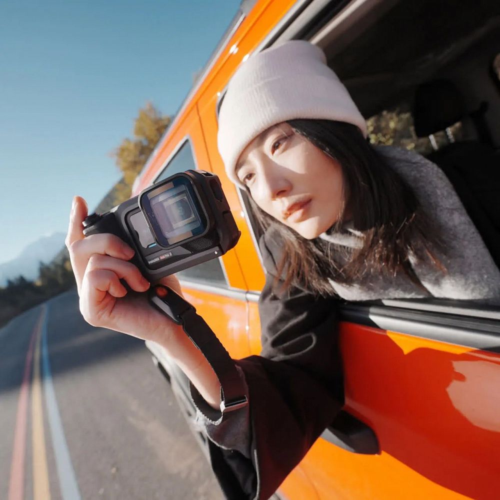 Экшн-камера Insta360 Ace Pro 2 Ultimate Videography Bundle Midnight Black