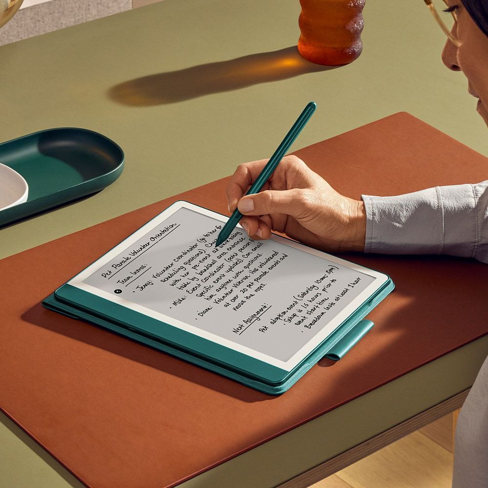 Электронная книга Amazon Kindle Scribe 64GB Wi-Fi with Premium Pen Metallic Jade