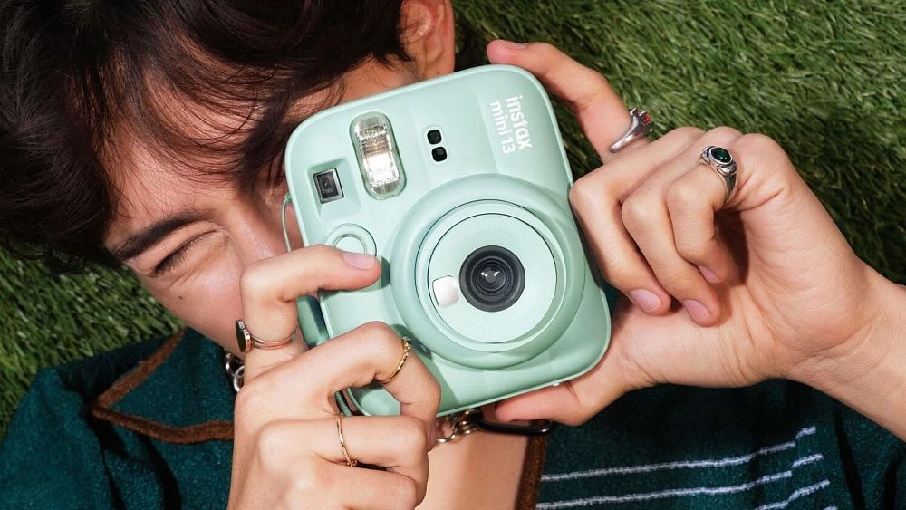 Фотоаппарат моментальной печати Fujifilm Instax Mini 13 Lagoon Green