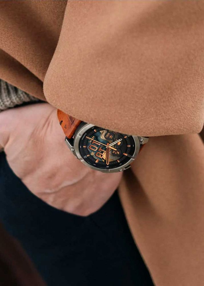 Смарт-часы Garmin Fenix 8 51 mm AMOLED Sapphire Bare Titanium Case with Graphite / Black Silicone + Chestnut Leather Band